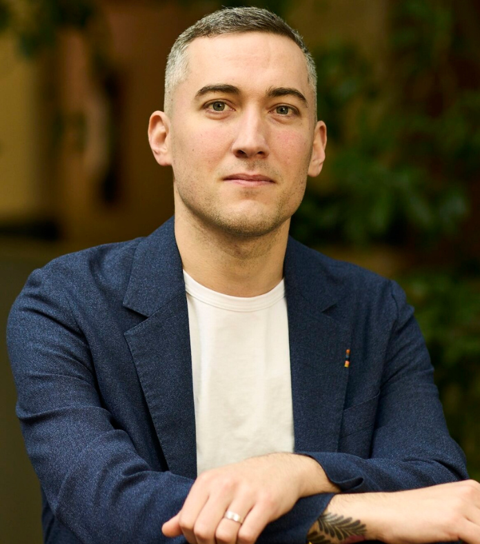 Dr Yoel Roth